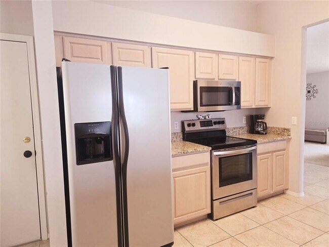 Building Photo - 2598 Chatham Cir