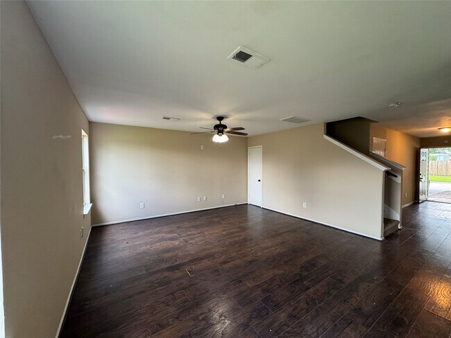Foto del edificio - 15718 Colonial Bridge Ln