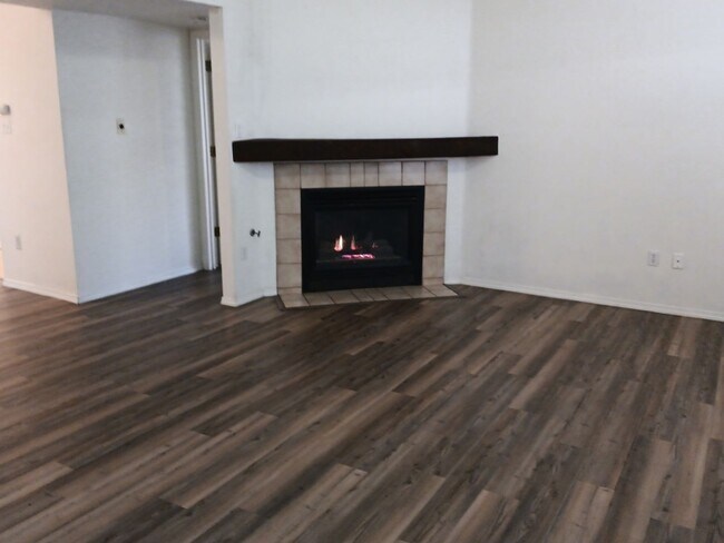 Foto del edificio - 3 Bedroom, 2 Bathroom Home! Schedule a Showing Today!