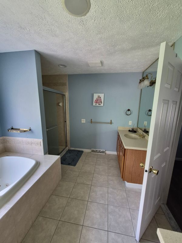 Foto del edificio - 7224 Moss Creek Cir