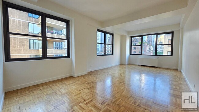 Building Photo - Sunlit 11th-Floor Corner 1-Bed with Skyline Views in Turtle Bay
