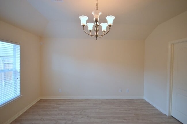 Building Photo - 11115 Barker Park Ct