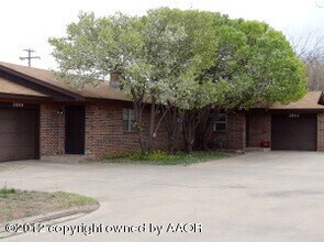 Building Photo - 2809 Lawton Dr