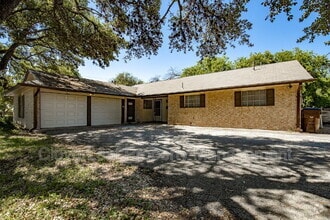 Building Photo - 6000 Evers Rd