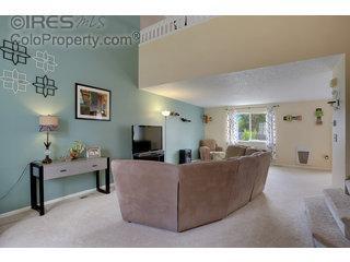 Building Photo - 1023 Red Oak Dr
