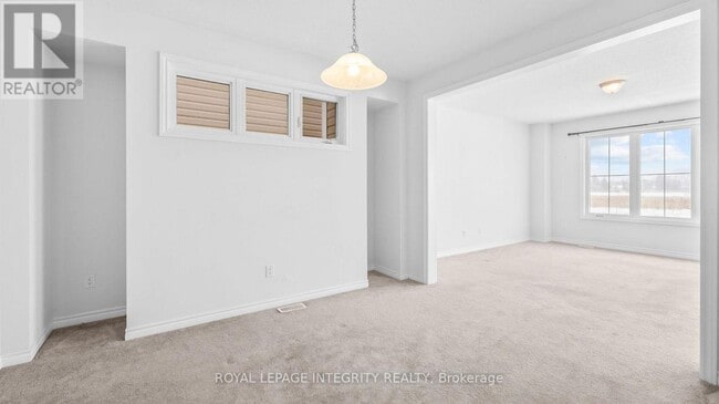 Building Photo - 163 Cranesbill Rd