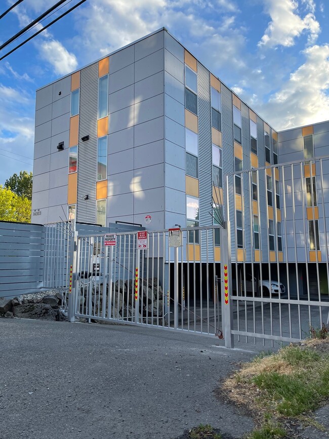 Building Photo - 14303 32nd Ave NE