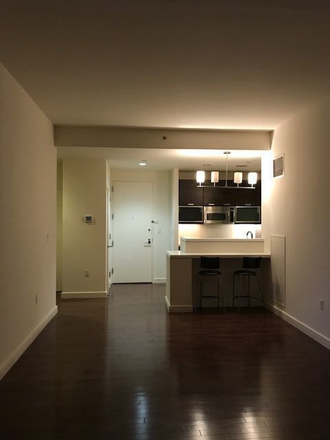 Foto principal - 225 E 34th St