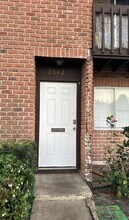 Building Photo - 2342 Huntington Green Ct
