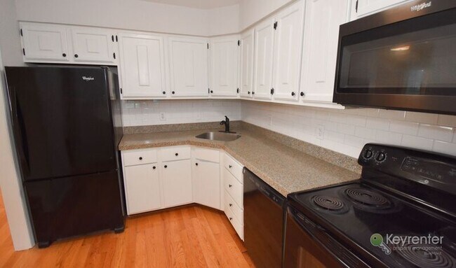 Foto del edificio - 5 Sandy Ridge Dr