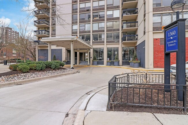 Building Photo - 1360 N Sandburg Terrace