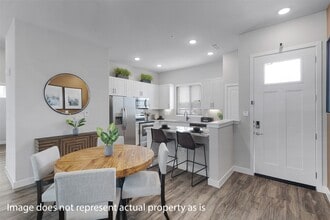 Building Photo - 7228 Tall Tree Dr