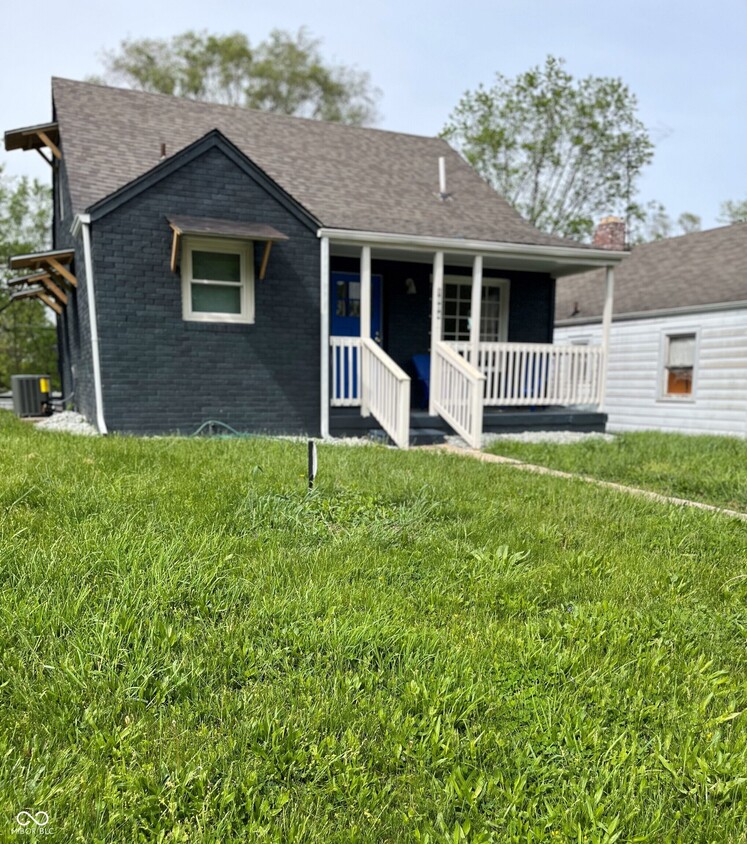 Foto principal - 1604 W 11th St