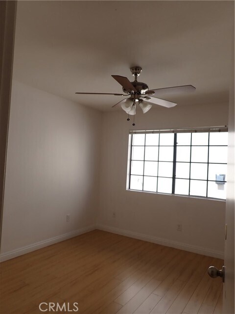 Foto del edificio - 8800 Garden Grove Blvd