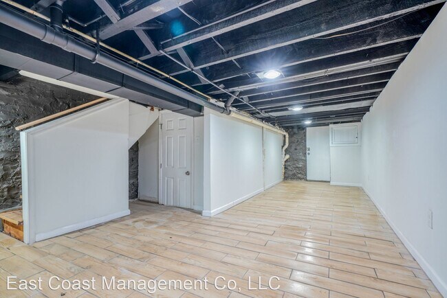 Foto del edificio - 2 br, 2.5 bath House - 824 E 22nd St
