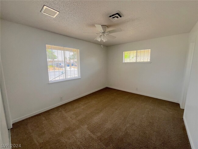 Building Photo - 3020 Avalon Ave