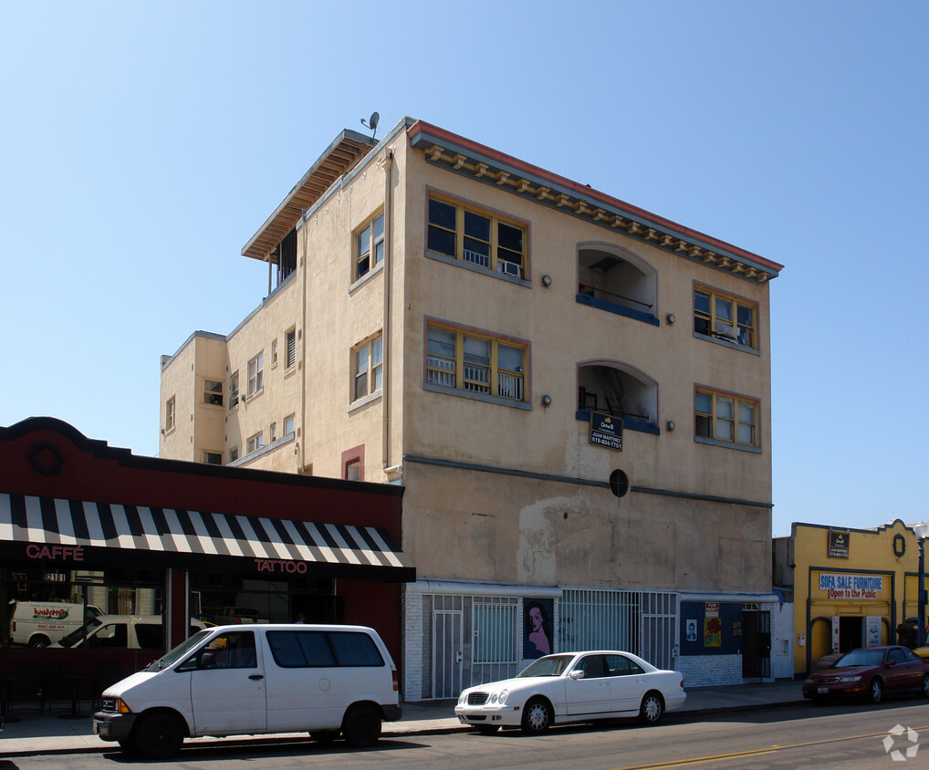 Primary Photo - Metro Building