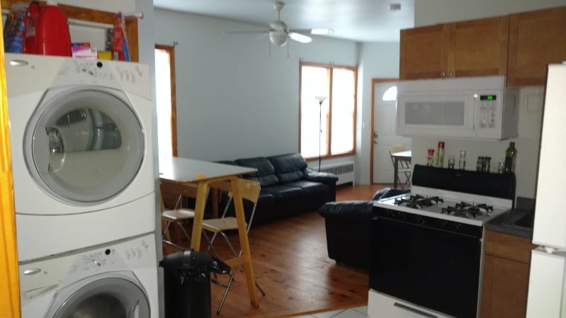 Primary Photo - 1 Roberts St