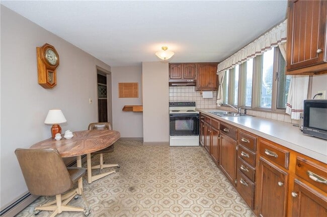 Foto del edificio - 137A Kingstown Rd