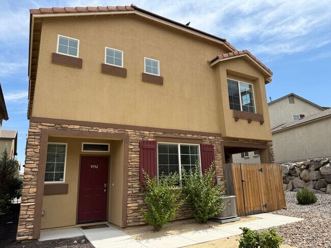 Foto del edificio - 9752 Silver Dollar Ln