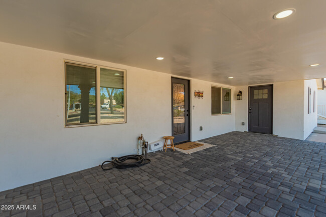 Building Photo - 14027 N 32nd St