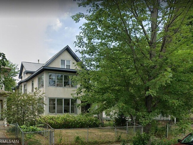 Foto del edificio - 3338 16th Ave S