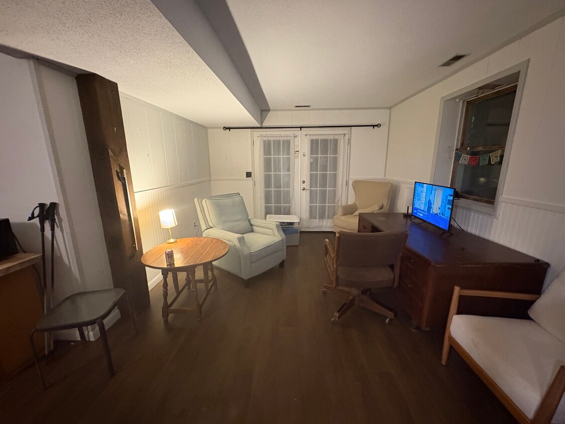 Living room - 24 Marrow Ln