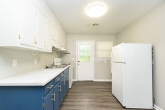 Building Photo - 2180 Dugan St
