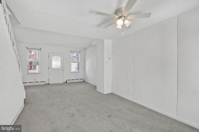 Foto del edificio - 1617 S Newkirk St