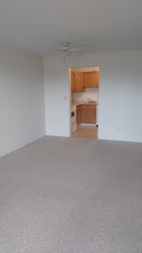 Photo du bâtiment - 1 Bed 1 Bath Unit in Edmonton, AB