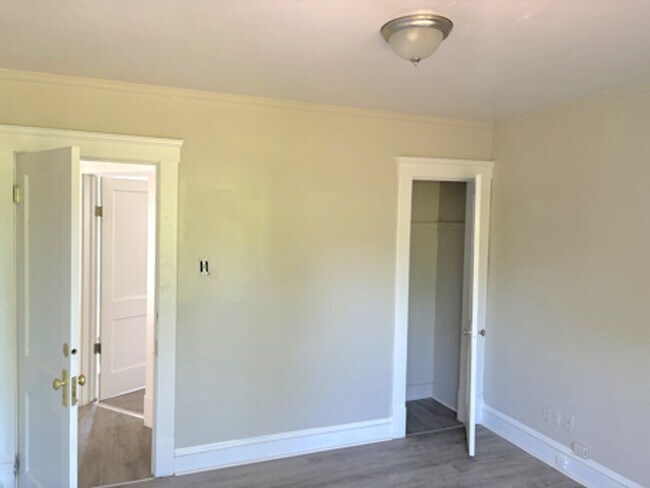 Foto del edificio - Nice 3 Bedroom, 1 Bathroom Home – Available Now