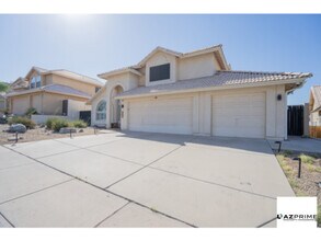 Building Photo - 947 E South Fork Dr