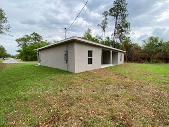 Building Photo - 20399 Wilkie Ave