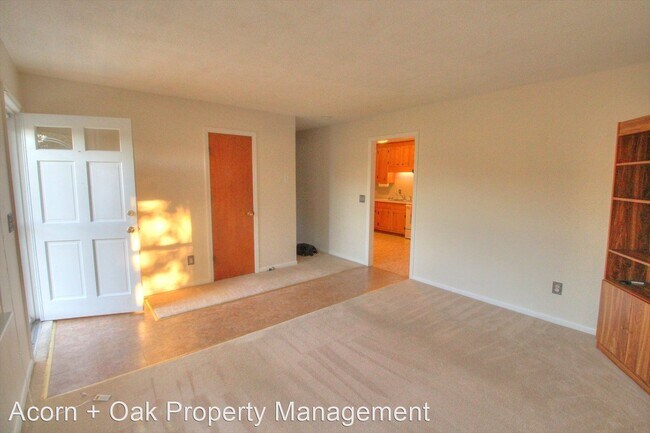 Foto del edificio - 3 br, 1.5 bath House - 2203 St. Mary's Road
