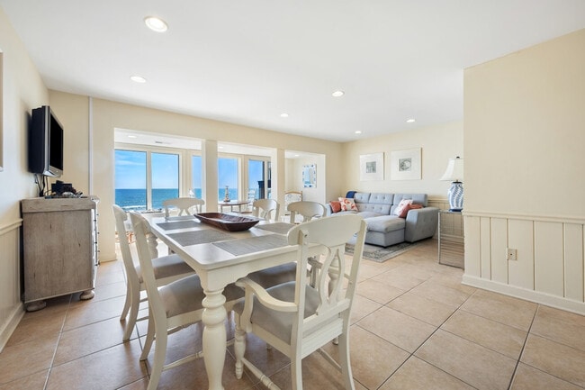 Building Photo - 409 Debordieu Blvd