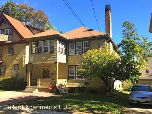 8 br, 2 bath - 33 Lathrop St. - 8 br, 2 bath  - 33 Lathrop St.
