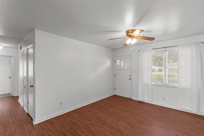 Building Photo - 4209 Lark St
