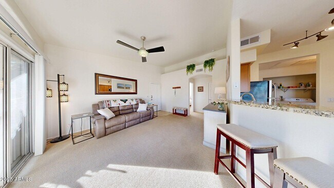 Foto del edificio - 5335 E Shea Blvd