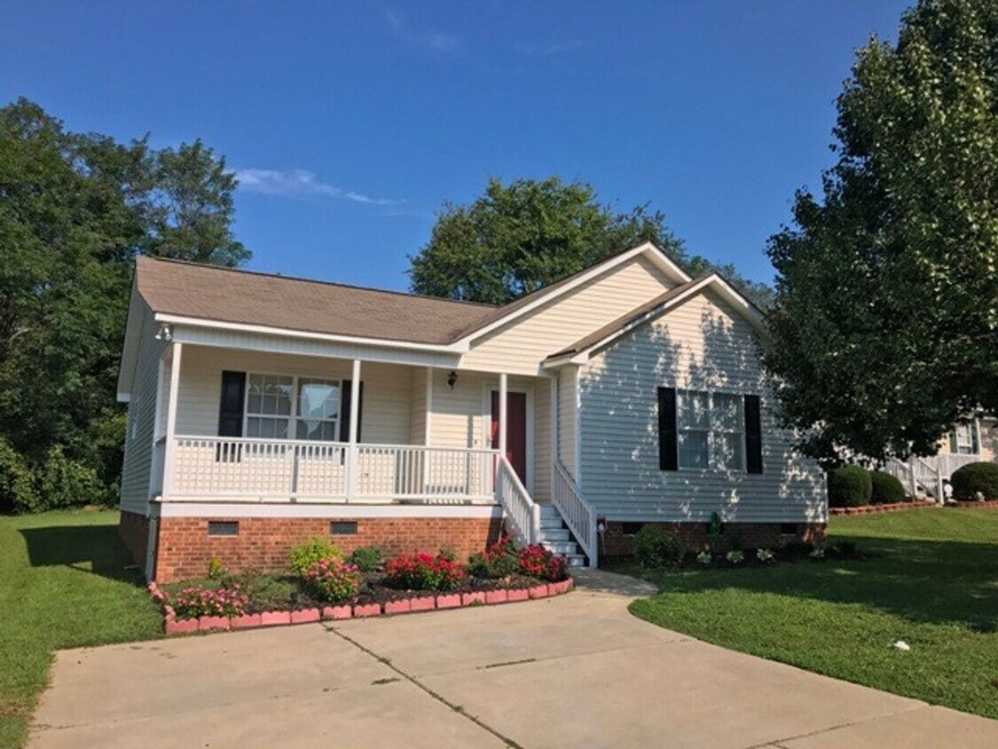 Prime location in Clayton! - Prime location in  Clayton!