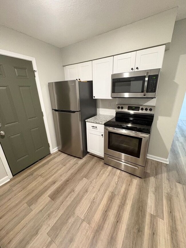 Photo - Steps from UofM & Highland Strip – First-F... House