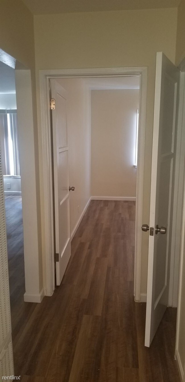 Foto del edificio - 14900 Chadron Ave