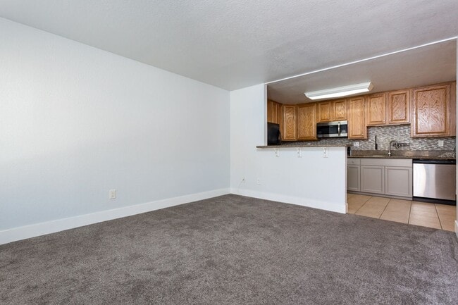 Foto del edificio - Cozy Condo in Gated Community!