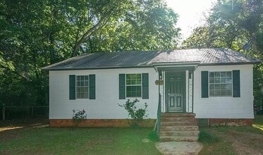 Building Photo - 943 S Micheaux St