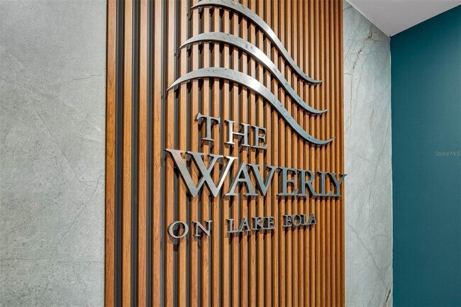 Foto del edificio - 322 E Central Blvd