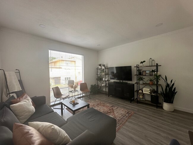 Building Photo - 4330 Bowser Ave
