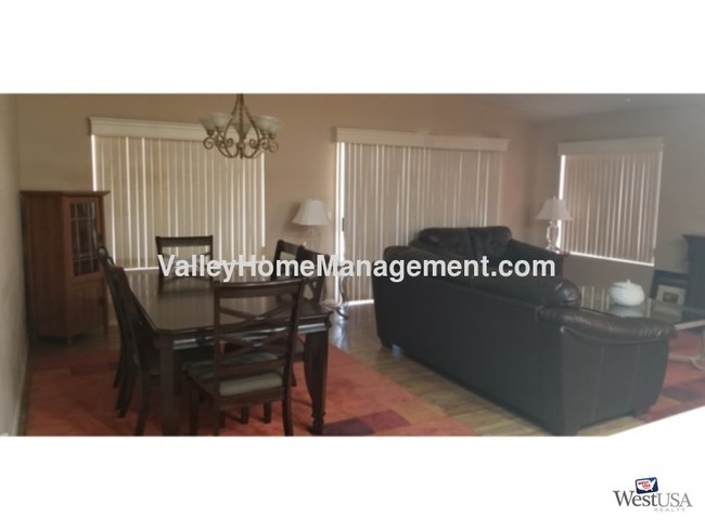 Building Photo - GORGEOUS HOME IN SUN VILLAGE!!