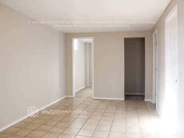 Building Photo - 13298 Lackland Dr