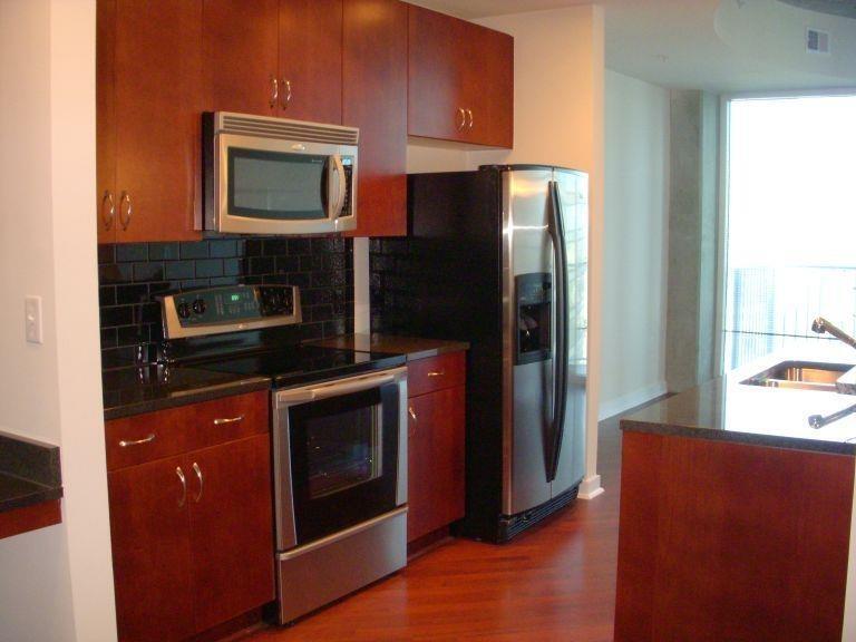 Foto del edificio - 400 W Peachtree St NW