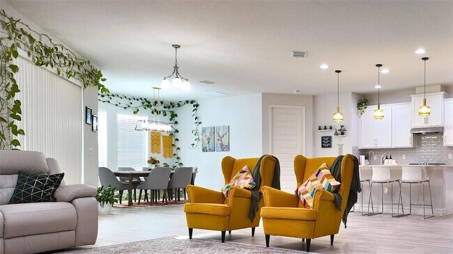 Building Photo - 1785 Pasture Lp