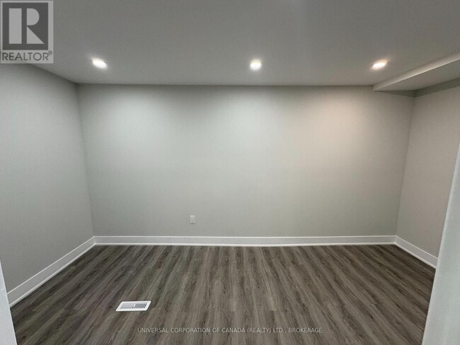 Building Photo - 13875 Dorchester Rd